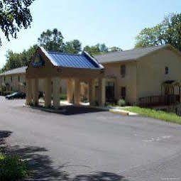 Days Inn Pottsville Buitenkant foto